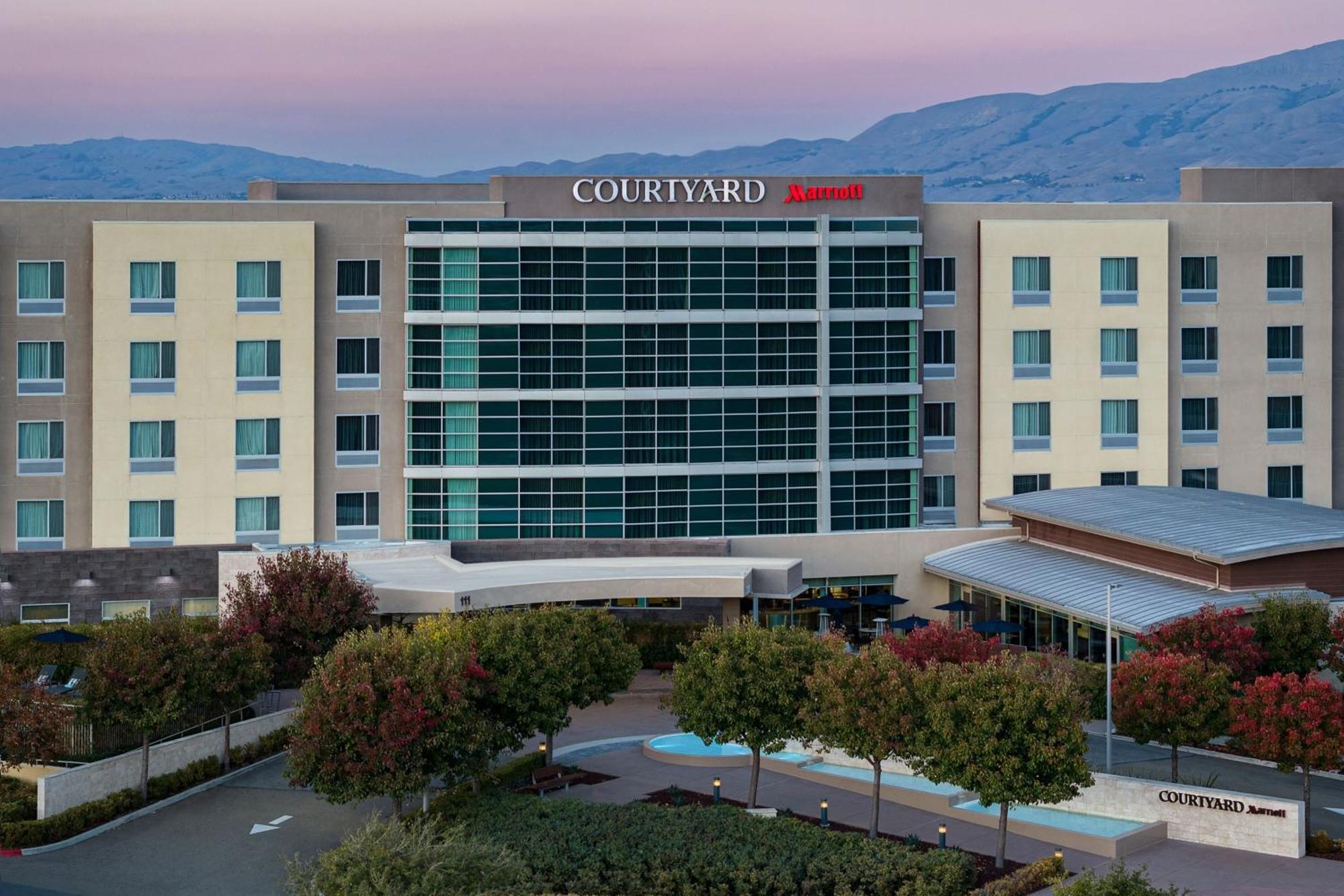 Courtyard By Marriott San Jose North/ Silicon Valley Exterior foto