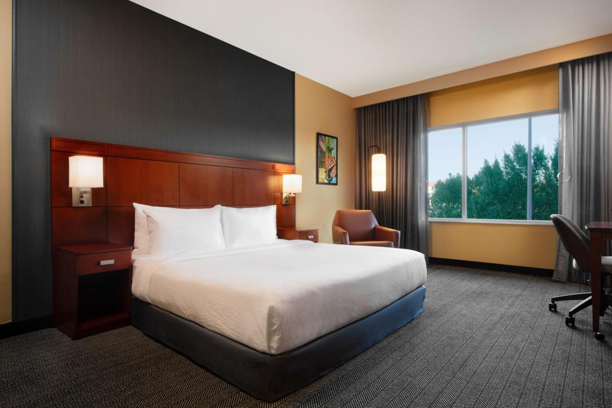 Courtyard By Marriott San Jose North/ Silicon Valley Exterior foto