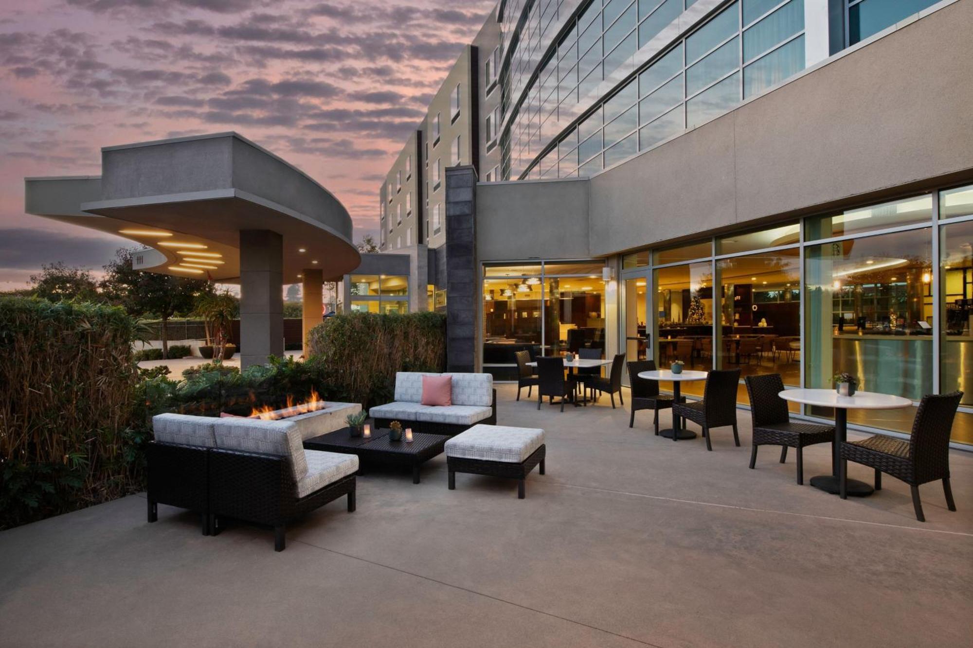 Courtyard By Marriott San Jose North/ Silicon Valley Exterior foto